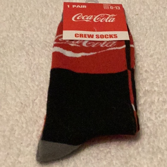 Coca Cola Casual Socks Red and Black Crew - Picture 2 of 8